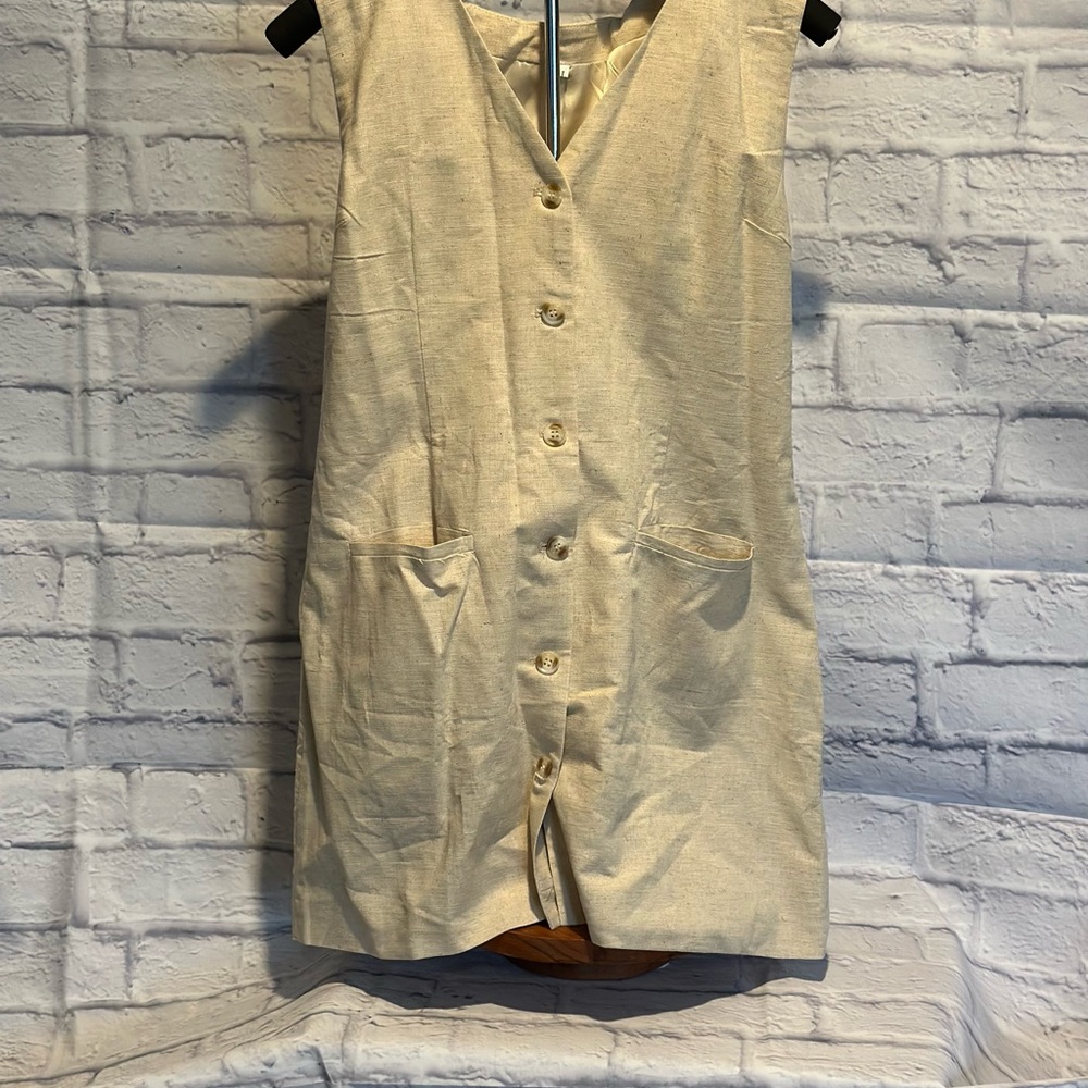 Cream Sleeveless Button-Down Dress